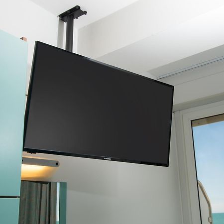 Hotel International Direttamente Sulla Sabbia Misano Adriatico Buitenkant foto