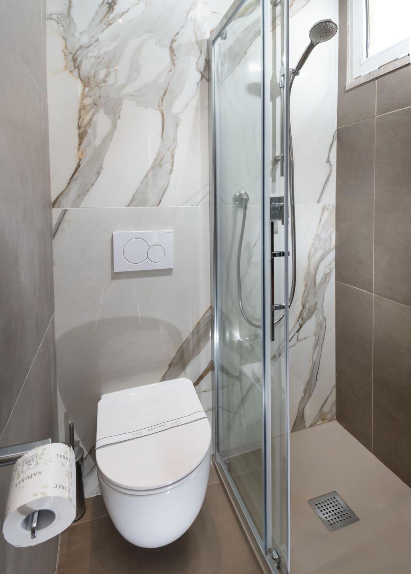 Hotel International Direttamente Sulla Sabbia Misano Adriatico Buitenkant foto